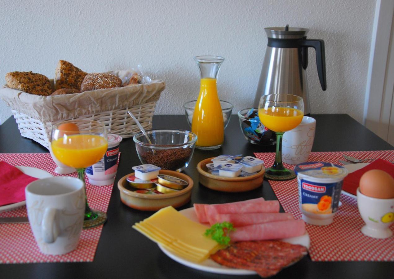 Bed And Breakfast De Meule Montfort Экстерьер фото