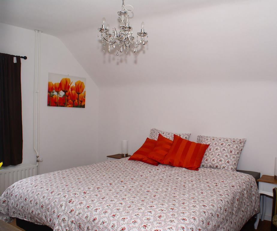 Bed And Breakfast De Meule Montfort Экстерьер фото